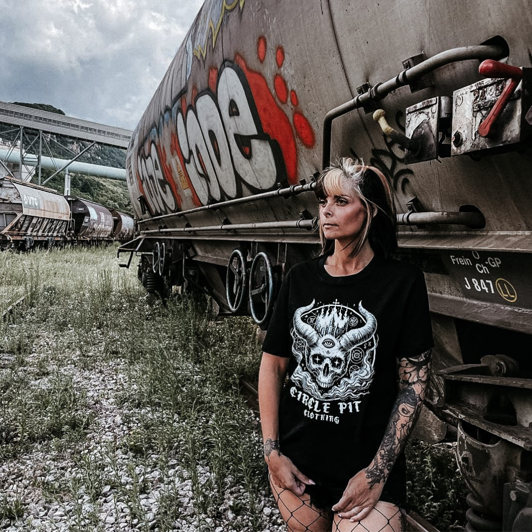 T-Shirt unisexe "devil logo" (100% organic cotton)