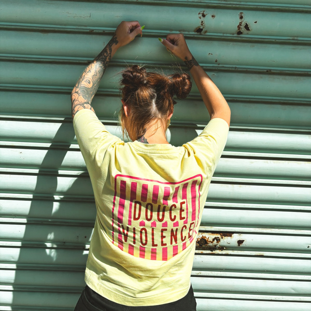 T-shirt OVERSIZE Femme "Douce violence logo"